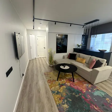 Old Town R&g Apartman *